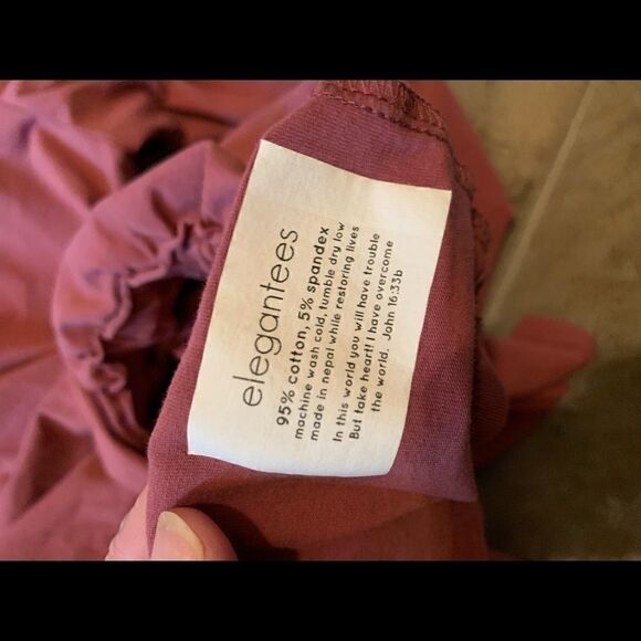 Maroon SMALL Elegantees Longsleeve   - Picture 3 of 7